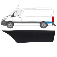 Bandou lateral stânga spate în spatele roții din spate pentru Mercedes Sprinter 2018- / Stânga 16643
